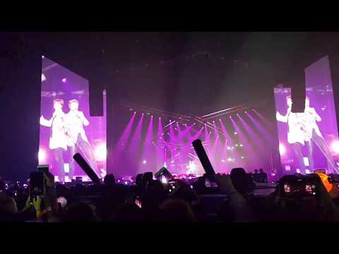 180909 BTS CONCERT LONDON Day 1 - Airplane pt.2