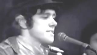 Donovan - You&#39;re Gonna Need Somebody On Your Bond (1965 New Musical Express Concert, Wembly Eng)