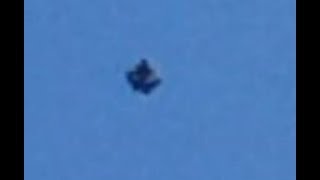 Unidentified Flying Object (UFO) Video taped over Canada