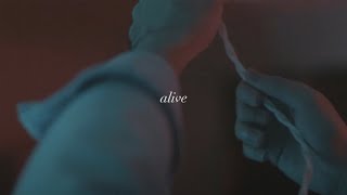 Leon Markcus - Alive feat. Jeff Hue (Official Video)