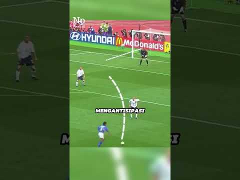 Ronaldinho melakukan sesuatu yang tak seorang pun berani lakukan.#ronaldinho