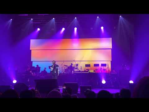 Lah Ahmad 25 Years Live In Concert - Tunggu Kamu feat Aina Abdul