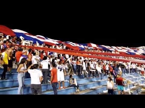 "Entrada Del Olimpia Y Recibimiento De La Ultra Fiel Contra Seattle" Barra: La Ultra Fiel &bull; Club: Club Deportivo Olimpia