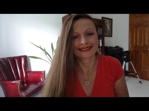 Free Daily Oracle Tarot Intuitive Angel Card Reading - Wednesday August 19, 2015.