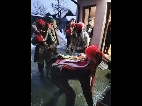 datini și obiceiuri Obrijeni ,, Urșii 2021-2022 ,,1