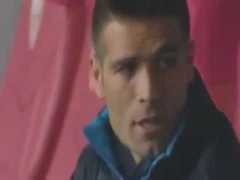 Celta Vigo's Enrique De Lucas drinks a Beer on bench vs Sevilla EX Chelsea Player