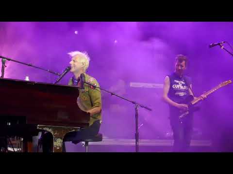 Thumbnail for 2024-11-11 - Andrew McMahon In The Wilderness - Halls - Holiday From Real Cruise, Norwegian Gem