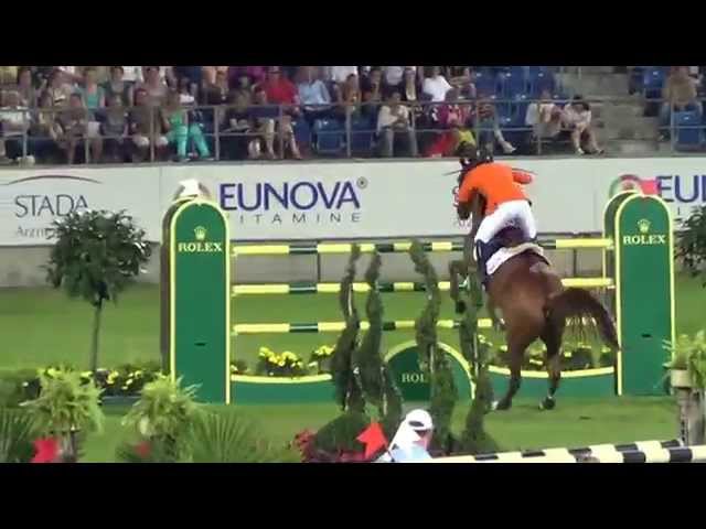 Half-brother of the Grandmother of this Embryo is the Olympic CSI 1.60m stallion Glock's Londen with rider Gerco Schroder.