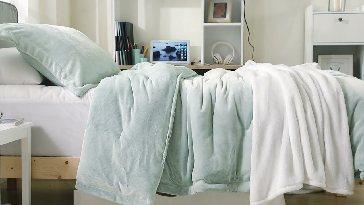 Coma Inducer® Twin XL Comforter - Frosted Pine