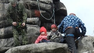preview picture of video 'Как спускаться дюльфером с трехлетними детьми, 15 метров'