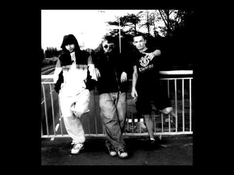 MiędzySłowami - " Jeszcze jeden raz " . ( Prod . Eloz ) .