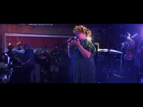 NGAIRE KARATI - Oire Avarua - LIVE