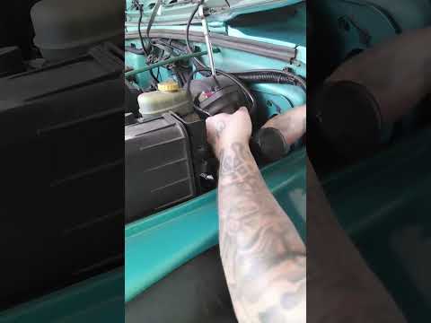 Jeep Wrangler TJ Clutch Master and Slave Cylinder Assembly Install