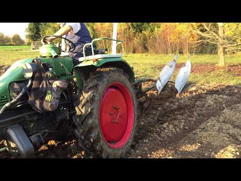 Fendt GT 225 - Beim Pflügen / Ackern