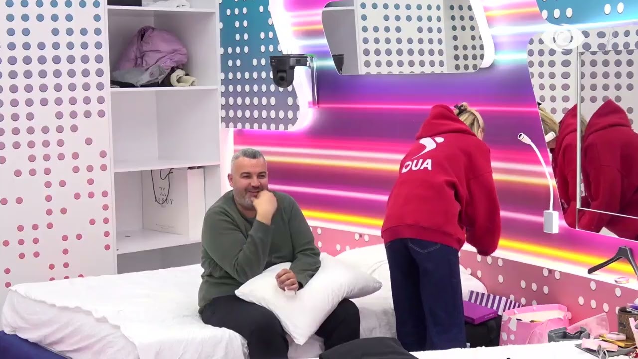 Je llumi i shoqërisë…/ Nikol i drejtohet Rogertit, ndërhyn Mali: Çfarë shembulli po jep