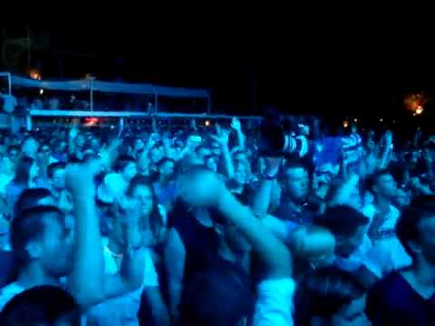 Dustin Zahn - Stranger to Stability (Len Faki Podium Remix) (Armin van Buuren @ Papaya, 14.07.2010.)