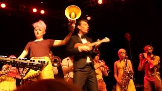 Eyes - Jherek Bischoff feat Perhaps Contraption