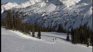 preview picture of video 'Great Canadian Heli-Skiing TV Commercial on PlumTV'