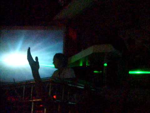 Axwell @ Indigo ~ Collioure , August 3rd 2010 ~ Meich Clocks VS How Soon is Now