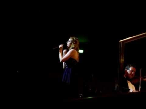 Hayley Westenra - Wuthering Heights (Live in Manchester)