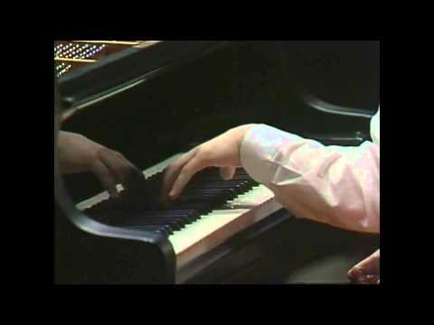 Evgeny Kissin - Chopin - Nocturne No 1 in C-sharp minor, Op 27