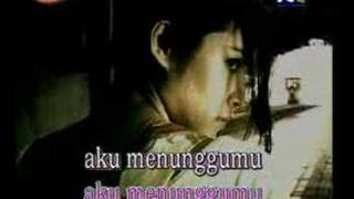 Chrisye ft.Peterpan - Menunggumu