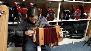 Ricardo playing a Sherwood Shire II Melodeon @ Hobgoblin Music Birmingham