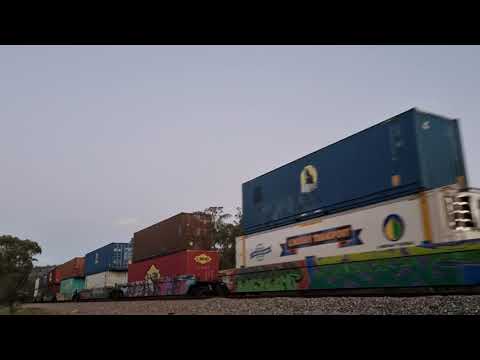 Pacific National's 5SP5 (NR45 - NR8) at Julimar, WA.