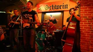 Alligators - 04 - Lonesome Tears In My Eyes (Johnny Burnette) - (Москва,Schwein,12.4.2014)