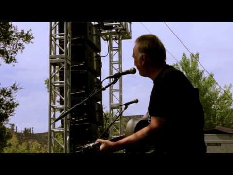 Roger Alan Wade and Johnny Knoxville Interview/Performance at Hootenanny 2013