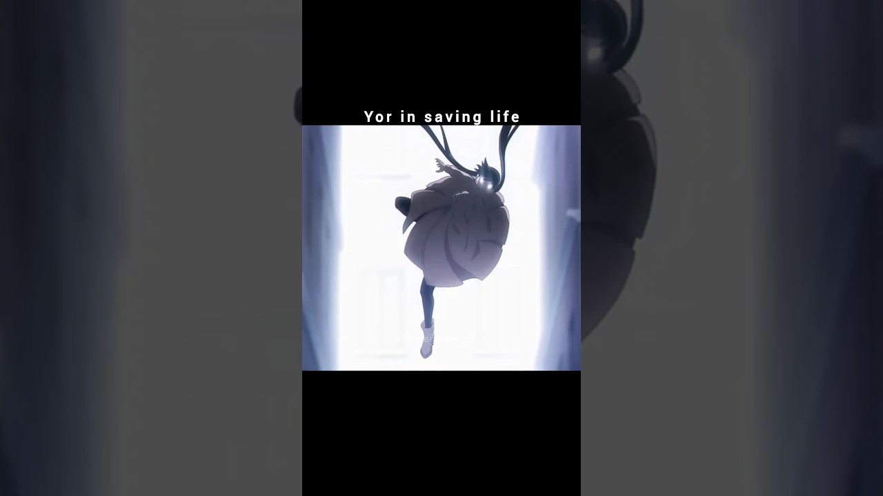 “Strong hands 💪 Weak house skills 🧹😂” #spyxfamily #yorforger #tending #animeedit