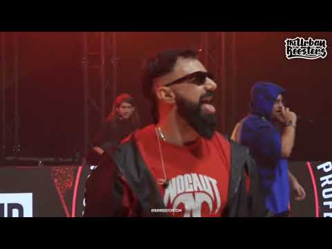 Mister ego sale con la bandera argentina