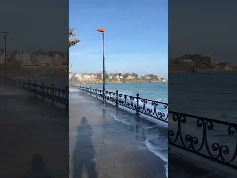 เดินดูน้ำพุกันค่ะ | @thanika