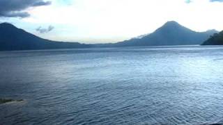 preview picture of video 'Atitlan lake'