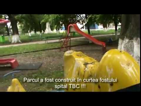 FUNDULEA   Primarul Dorel Dorobanţu. Parc construit in curtea spital TBC!