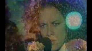 Billie Mayers - Kiss the rain