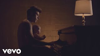 Musik-Video-Miniaturansicht zu Prima di ogni cosa Songtext von Fedez