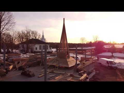 Biserica de lemn in stil maramuresan se inalta in New Jersey