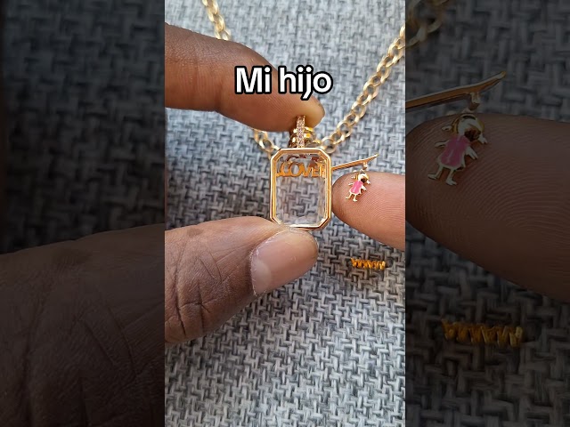 Vídeo relacionado con JUNNASALIKER Collar, 2 collares con colgante de controlador de juego con imán dividido para parejas, joyas a juego, Metal