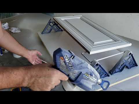 How do I  paint kitchen cabinet doors using Stak Racks