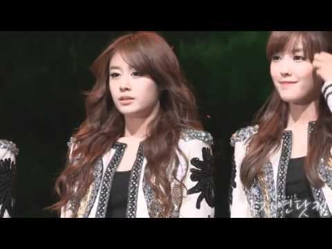 [Cam] 110513 T-ara Jiyeon - Talk @ 22nd Hwadojin Festival [4]
