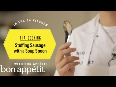 download lagu mp3 mp4 Stuffing Spoon, download lagu Stuffing Spoon gratis, unduh video klip Stuffing Spoon