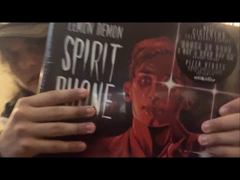 Spirit Phone Pizza Hero’s vinyl (vinyl review season 4 episode 6)