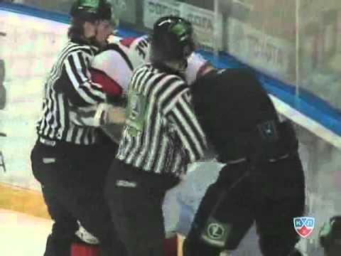 Martin Grenier vs Alexander Svitov