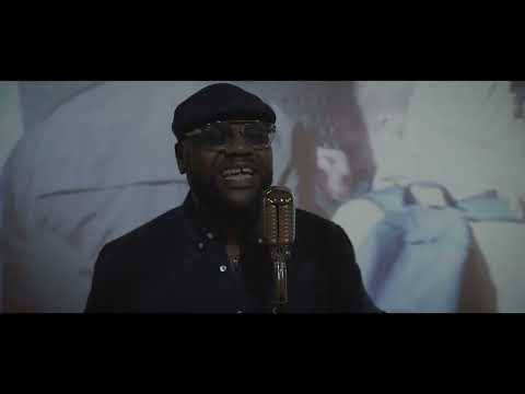 Calbo - Regarde Le (Clip Officiel)