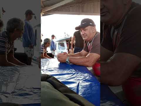 Chegada no porto da Gutierrez careiro da varzea-amazonas.