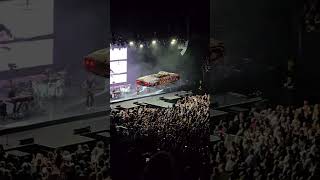@bryanadams - Flying car!! #BryanAdams