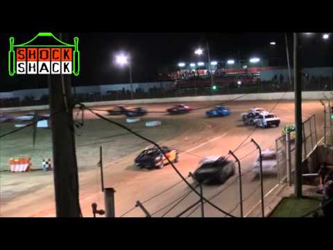 Junior Sedans - B-Main - Australian Title - Mackay Speedway - 19.01.13