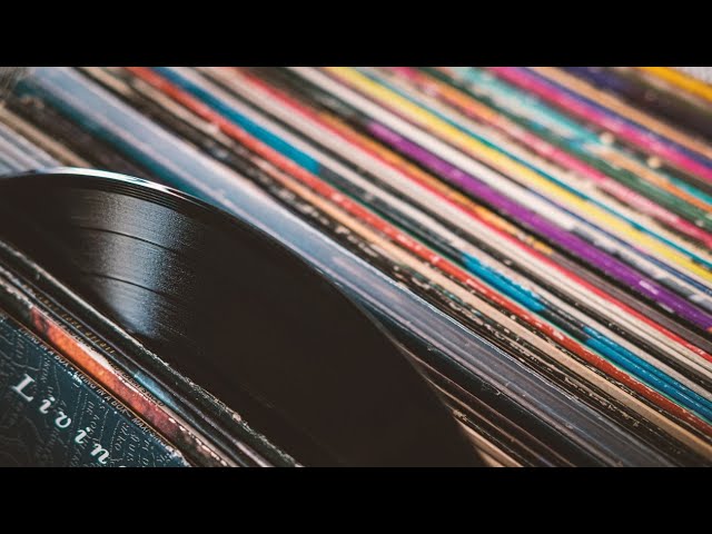 Vídeo relacionado con VINY WOODY Estadio Madrid Reloj de Disco de Vinilo Ciudad Deportivo Decoracion de Pared Regalo Original