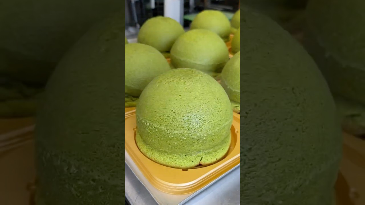 Too Cute Matcha Cake #japanesefood